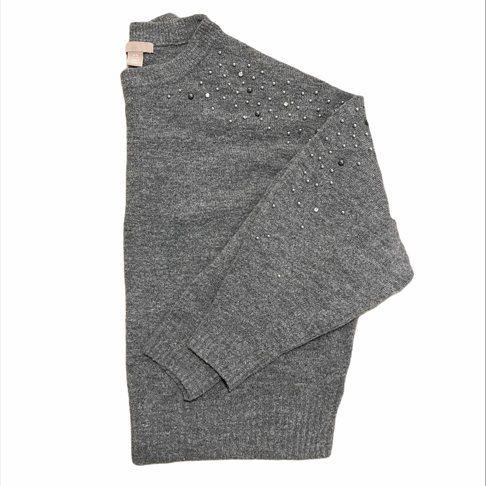 Embellished Sweater // H&M